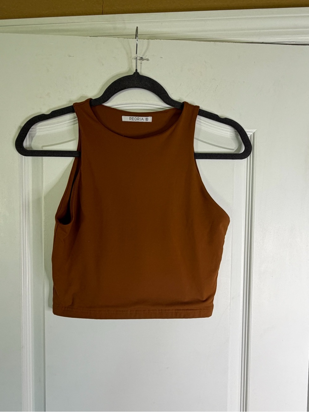 ReoRia Rust/Burnt Orange High-Neck Double lined Cropped Tank. Size S
